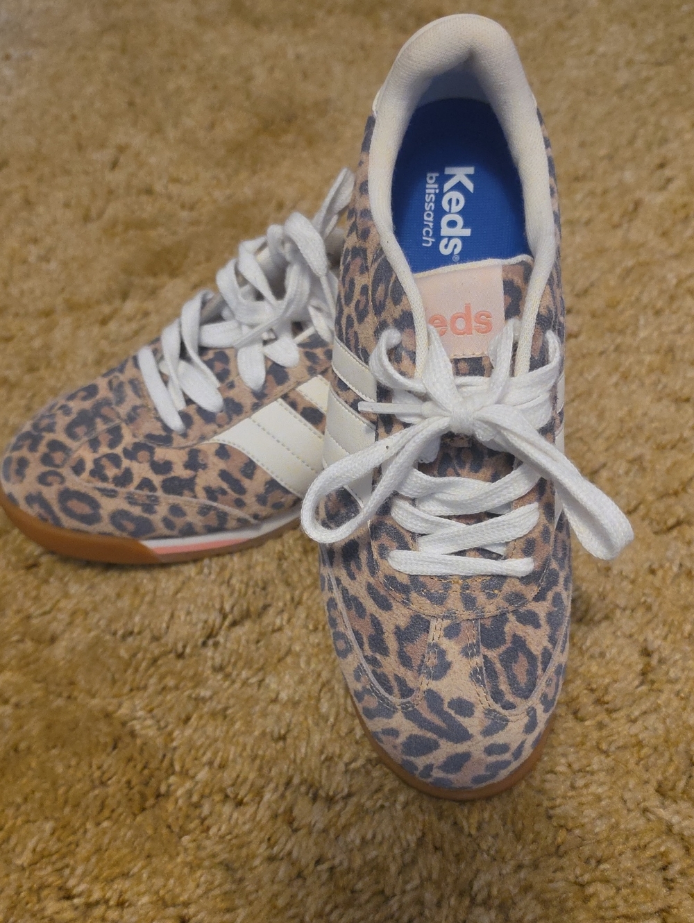 Keds Womens Leopard-Print Lace-Up Sneakers in Beige, Black & White